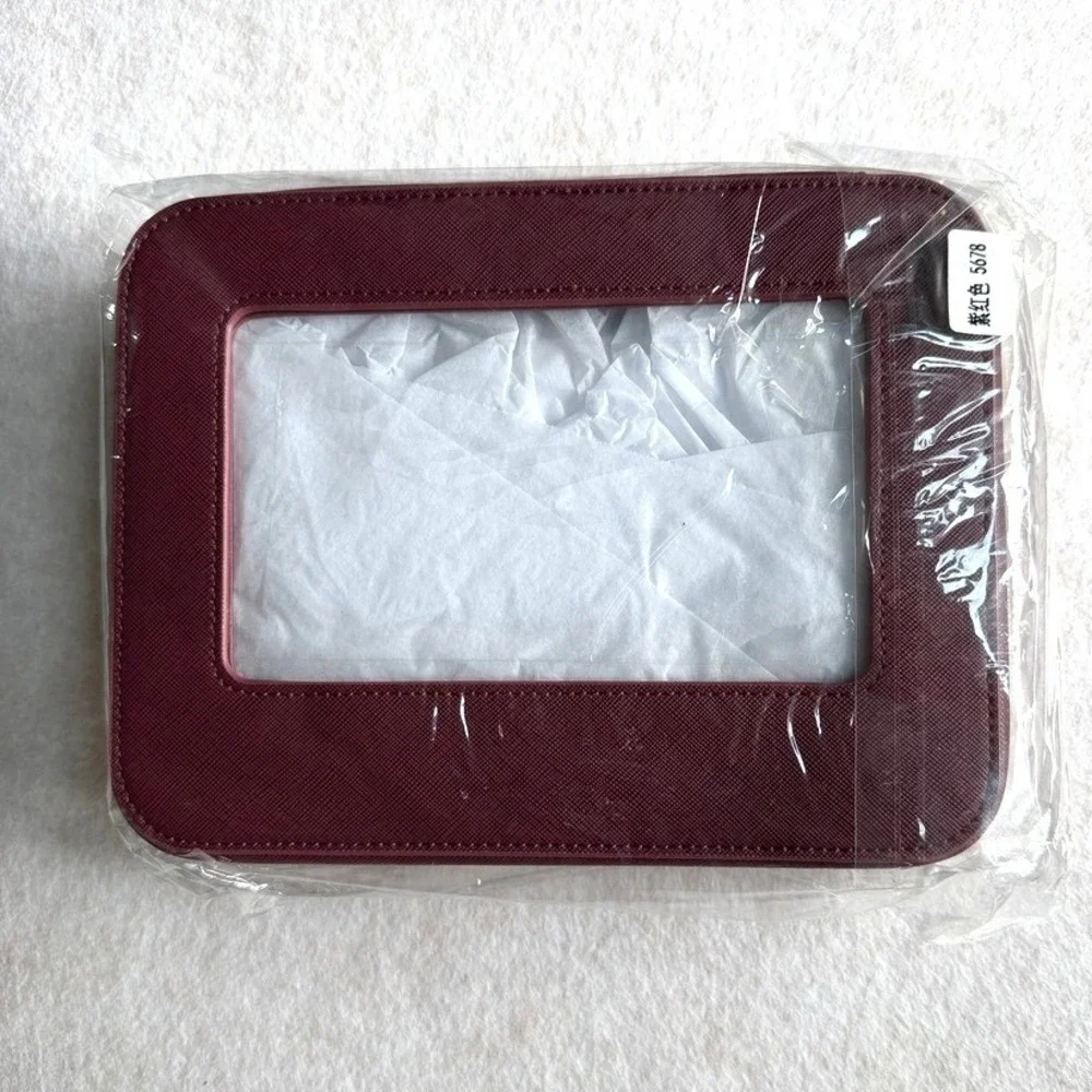 N/A travel cosmetic